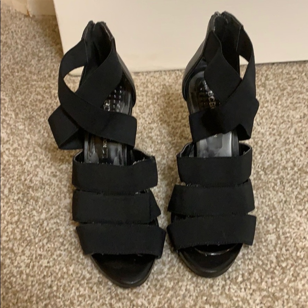 BCBG Heels Size 7.5M